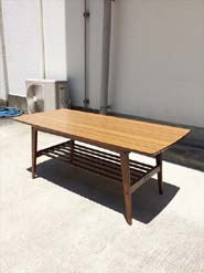 カリモク60の大テーブル