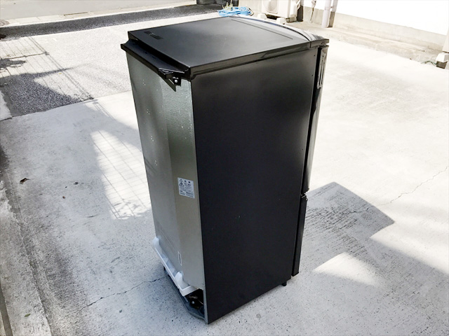 シャープの2014年製2ドア冷蔵庫を東京都大田区にて買取。 | リサイクルショップのココカラココロ