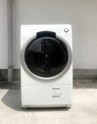 シャープドラム式洗濯機ES-S70