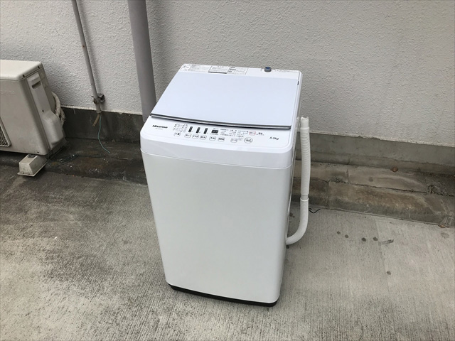 ハイセンス5.5キロ洗濯機ガラストップホワイト