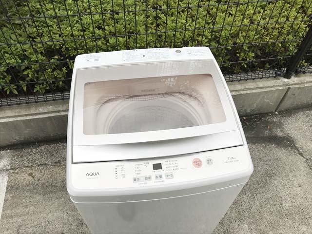 アクア7キロ洗濯機2018年製ファミリータイプ